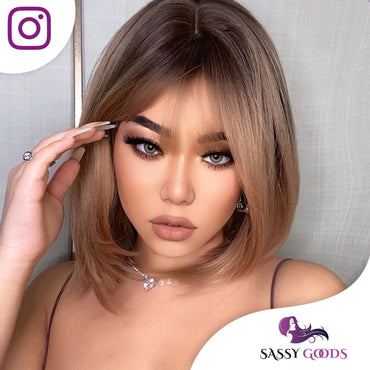 Bruine Pruik met Lagen Pruik Sassy Goods