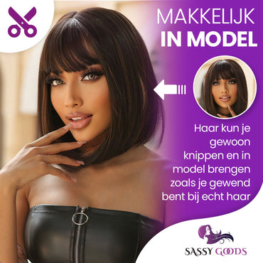Bruine Korte Pruik Steil Pruik Sassy Goods 