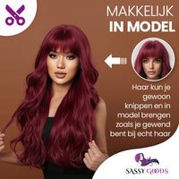 Donkerrode Pruik met Pony Pruik Sassy Goods 
