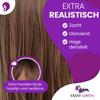 Licht Bruine Pruik met Lagen - 60 cm