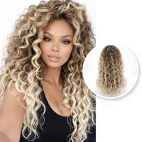 Luxe Blonde Krullen Pruik - 65 cm